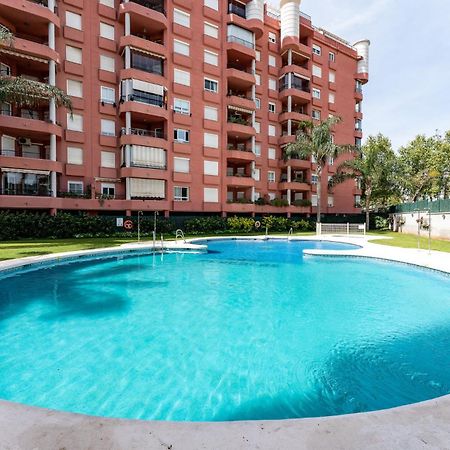 Malagasuite Coastal Paradise Фуэнхирола Экстерьер фото